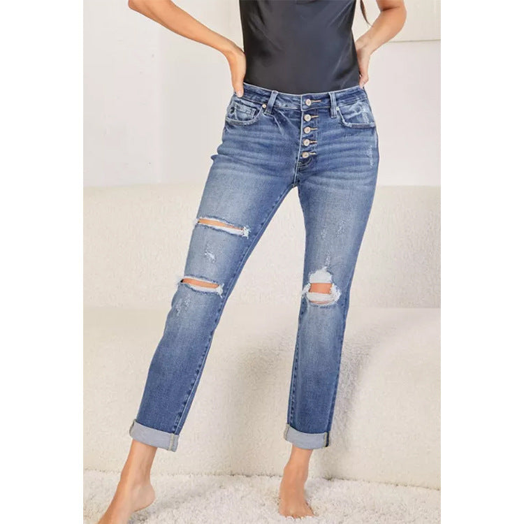 Damen Jeans im modernen Boyfriend-Schnitt mit hohen Knopfdetails und stylischem Used-Look Fudus