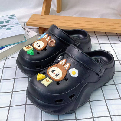 Damen Clogs mit verspielten 3D-Accessoires Fudus