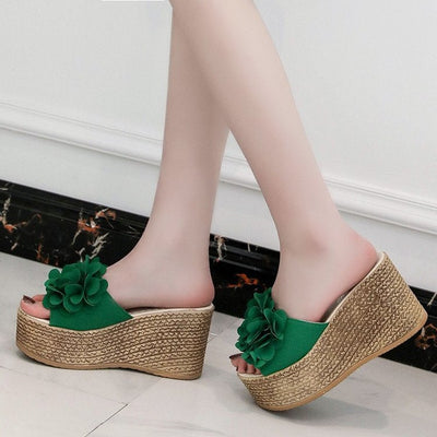 Damen Wedge-Pantoletten mit floraler Applikation und rutschfester Sohle Fudus