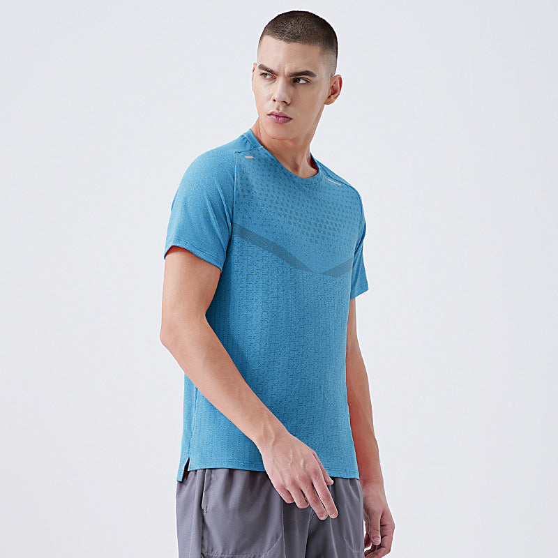 Herren Hochleistungs-Laufsportshirt mit innovativer Belüftungstechnologie und feuchtigkeitsregulierenden Eigenschaften Fudus