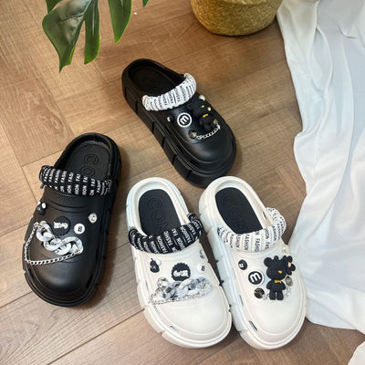 Damen trendige und modische Clogs mit einzigartigem Dekor Fudus