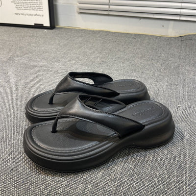 Damen Elegante Zehentrenner mit komfortablem Fußbett und modischem Metall-Design Fudus