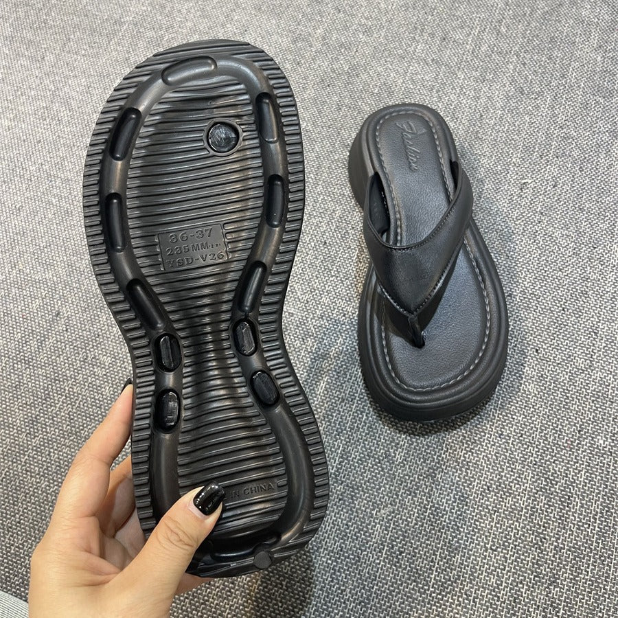 Damen Elegante Zehentrenner mit komfortablem Fußbett und modischem Metall-Design Fudus