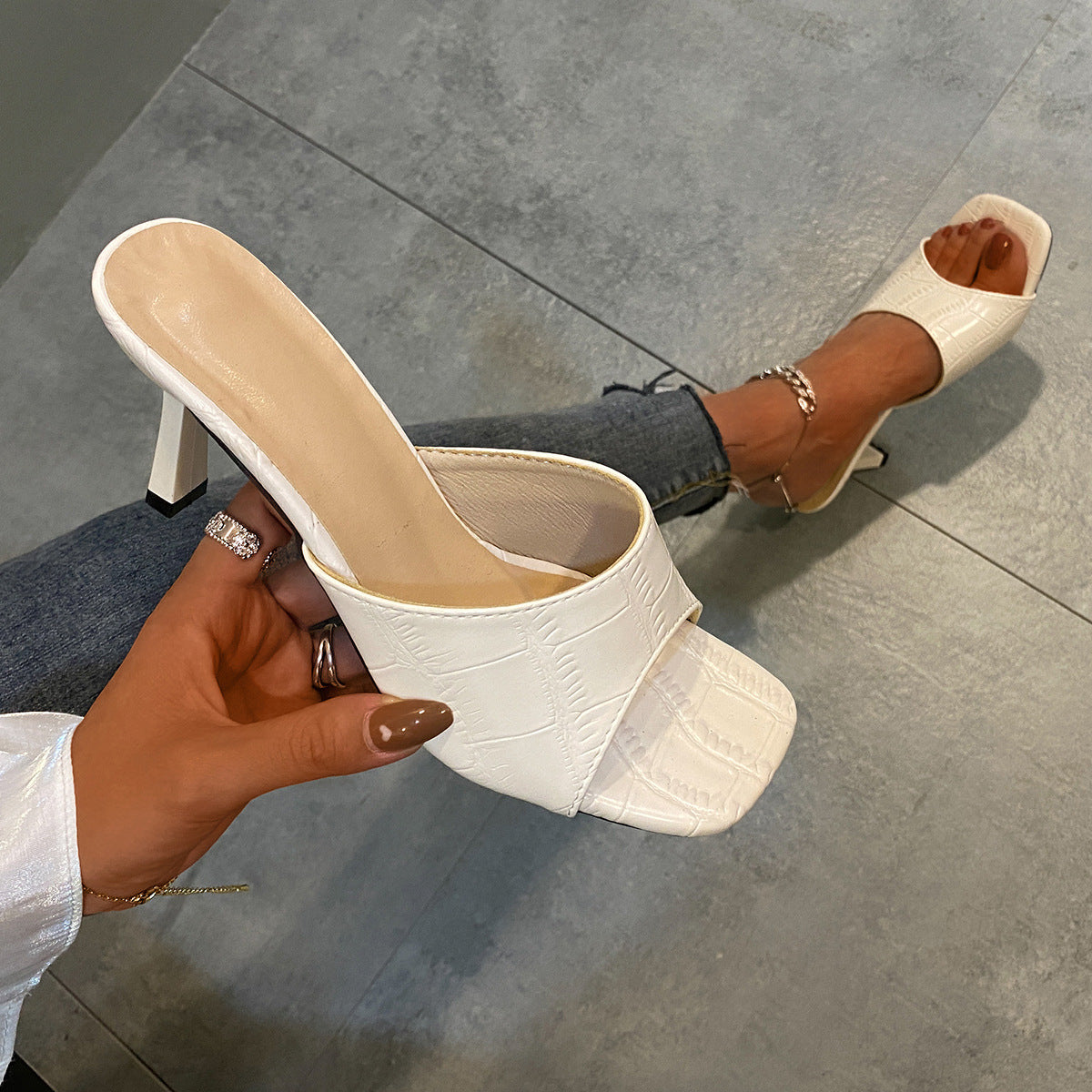 Damen Wedge-Pantoletten mit offener Zehenpartie und elegantem Design Fudus