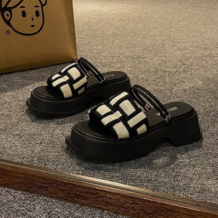 Damen Plateau-Sandalen mit innovativem Karomuster und verstellbarem Riemen Fudus