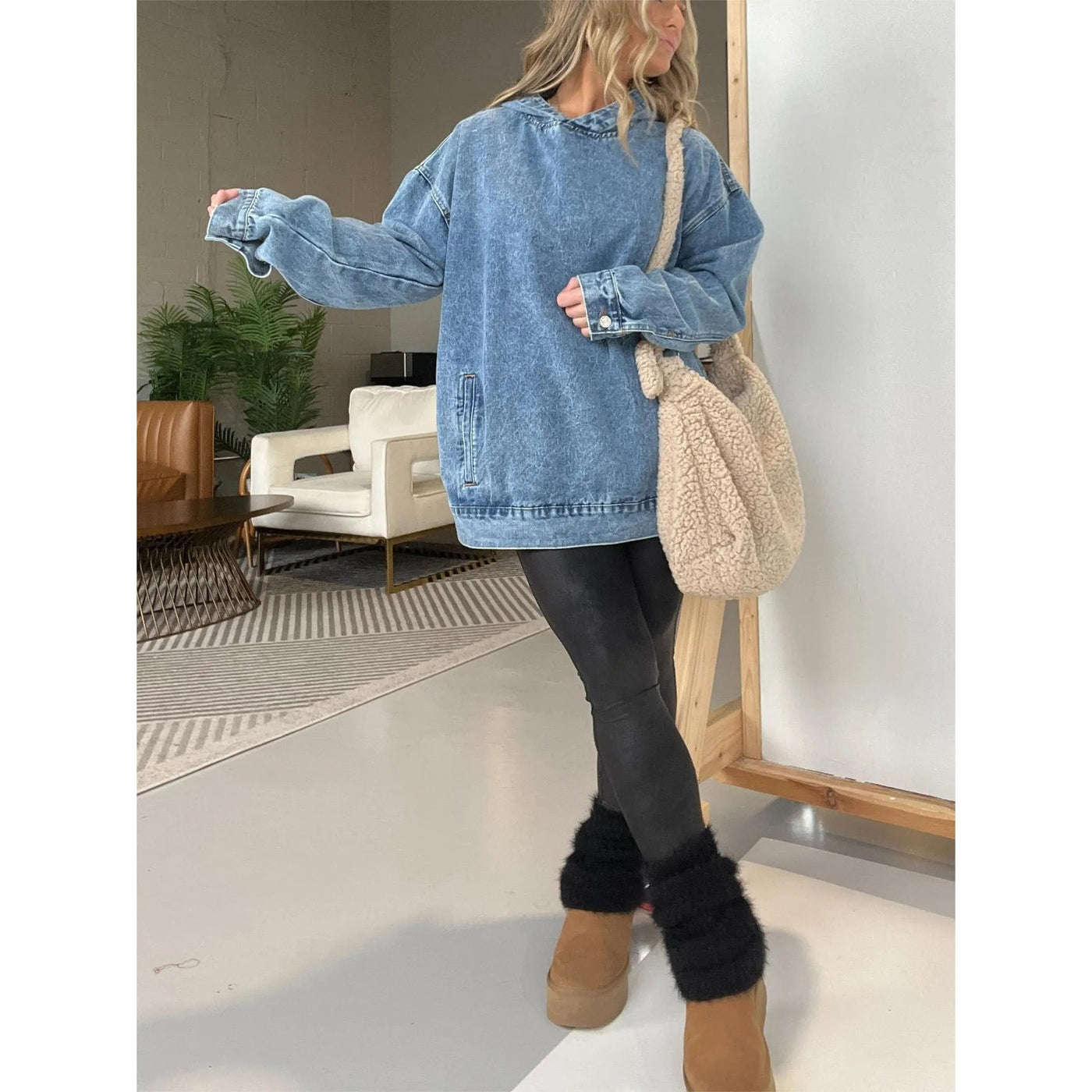 Damen Oversized Hoodie aus Denim mit praktischem Kängurutasche Fudus