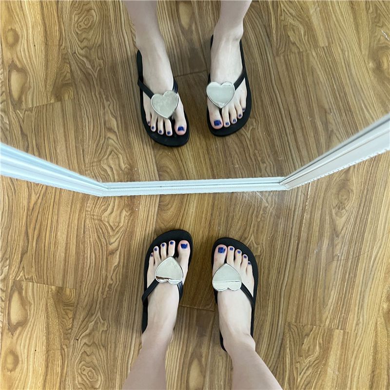 Damen Elegante und bequeme Flip-Flops mit Herzapplikation Fudus