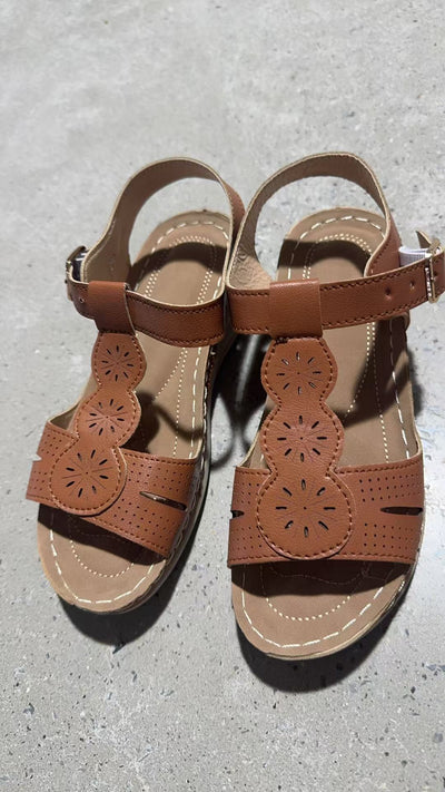 Damen Sommerliche Komfort-Sandalen mit elegantem Blumen-Design und anatomischem Fußbett Fudus