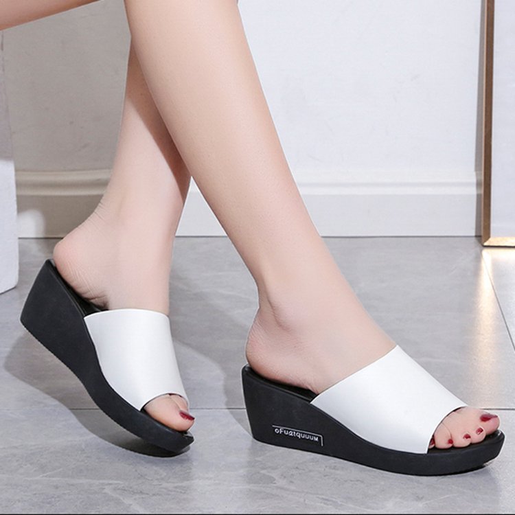 Damen Wedge-Pantoletten mit rutschfester Sohle und weichem Fußbett Fudus