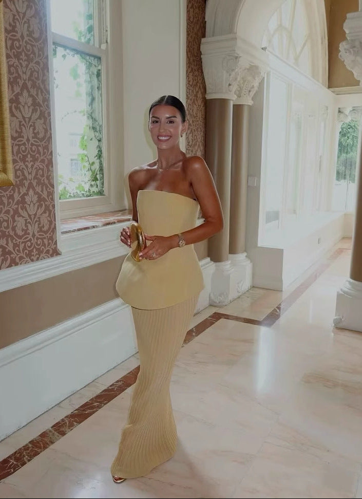 Ina | Trägerloses Plissiertes Schößchenkleid