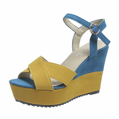 Damen Wedge-Sandalen mit gekreuzten Riemen und komfortabler Fußbettung Fudus