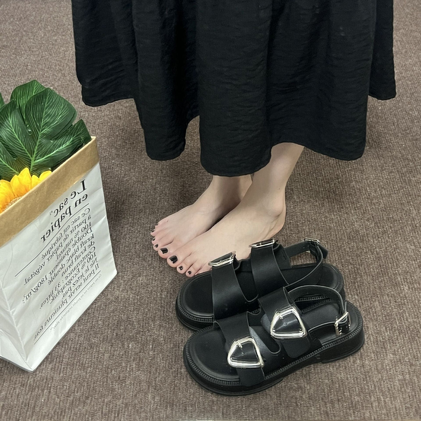 Damen Komfortable Sandalen mit modischen Schnallen und rutschfester Sohle Fudus