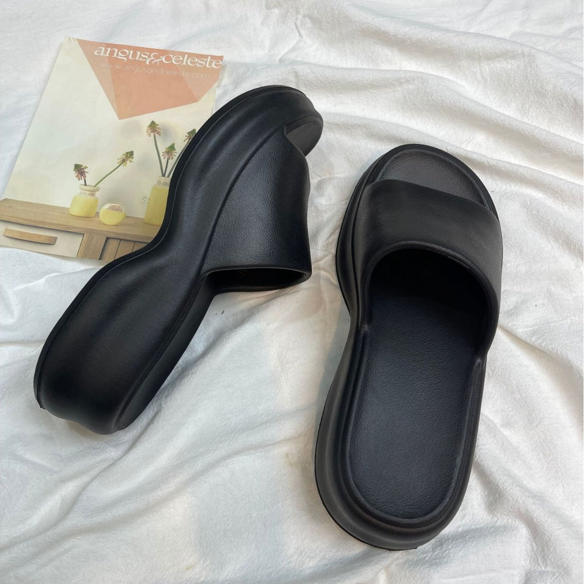 Damen Bequeme und stilvolle Pantoletten mit ergonomischem Fußbett Fudus