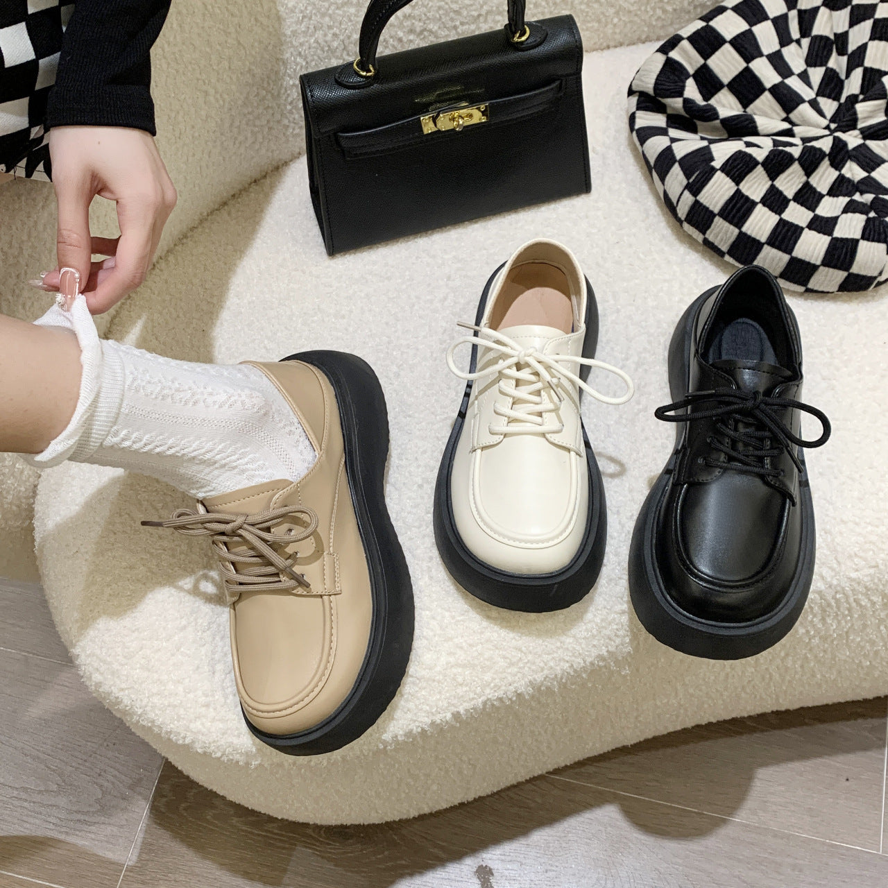 Damen Sportliche Schnürschuhe mit klobigem Absatz und komfortablem Obermaterial Fudus