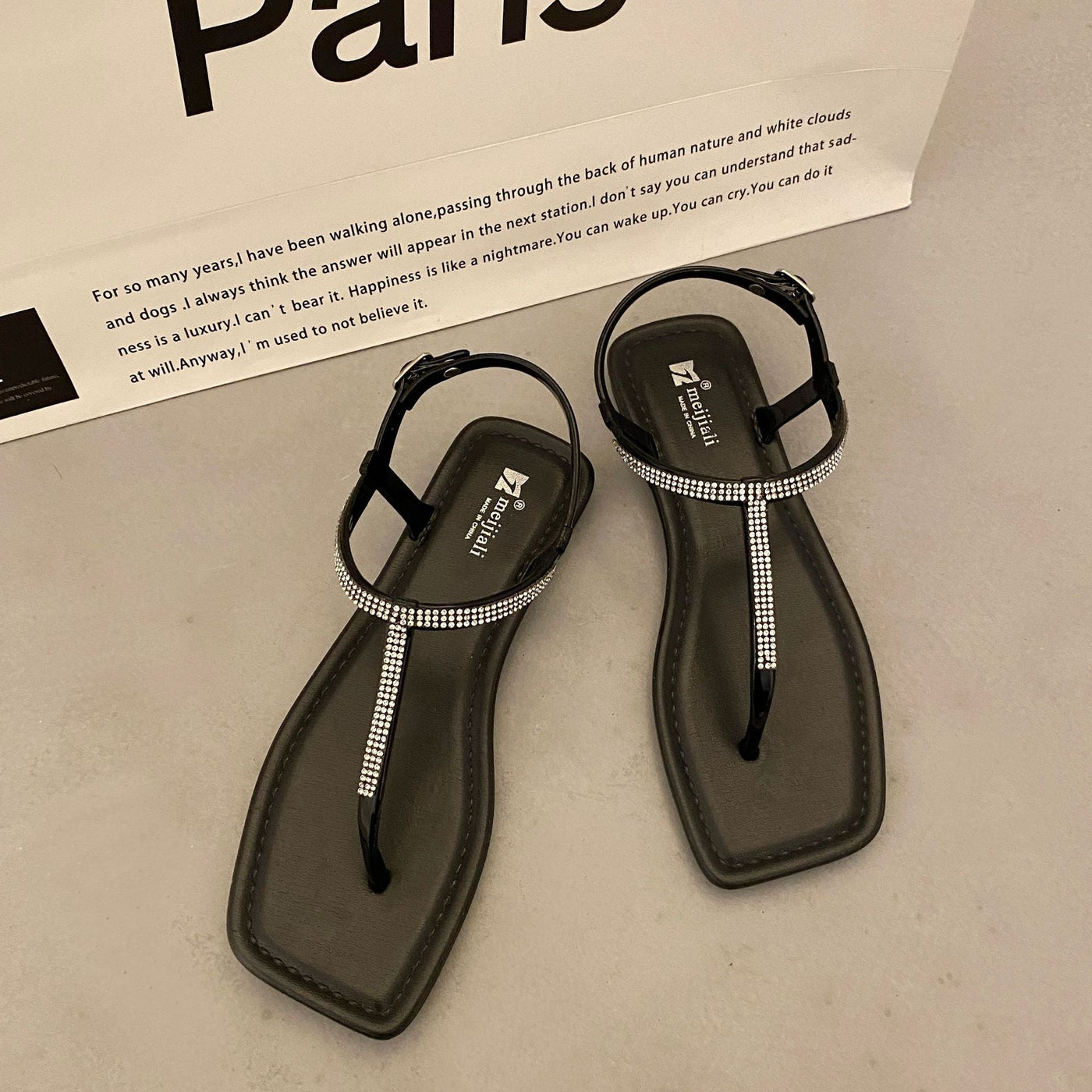 Damen elegante Sandalen mit strassbesetzten Riemen Fudus