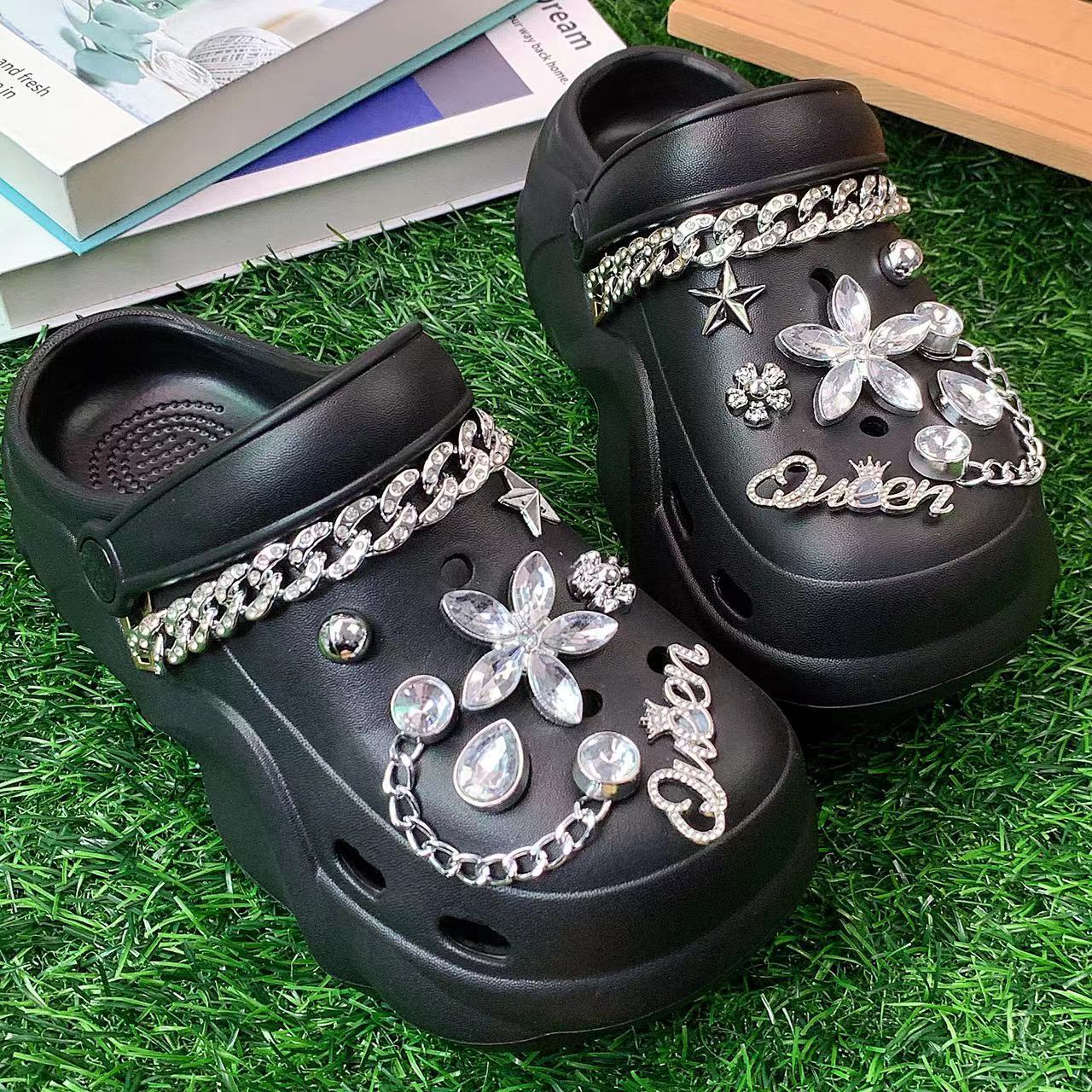 Damen modische Clogs mit funkelndem Schmuck Fudus