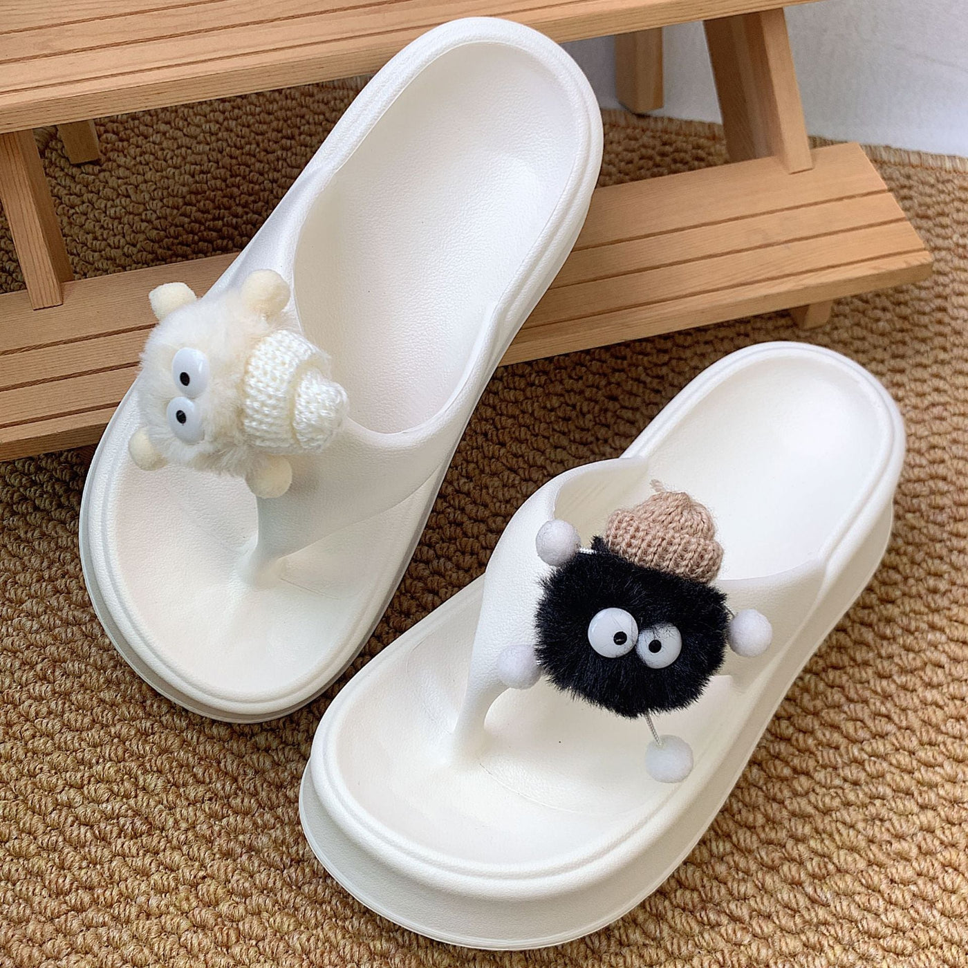 Damen Lustige und bequeme Badesandalen mit auffälligem Tiermotiv Fudus