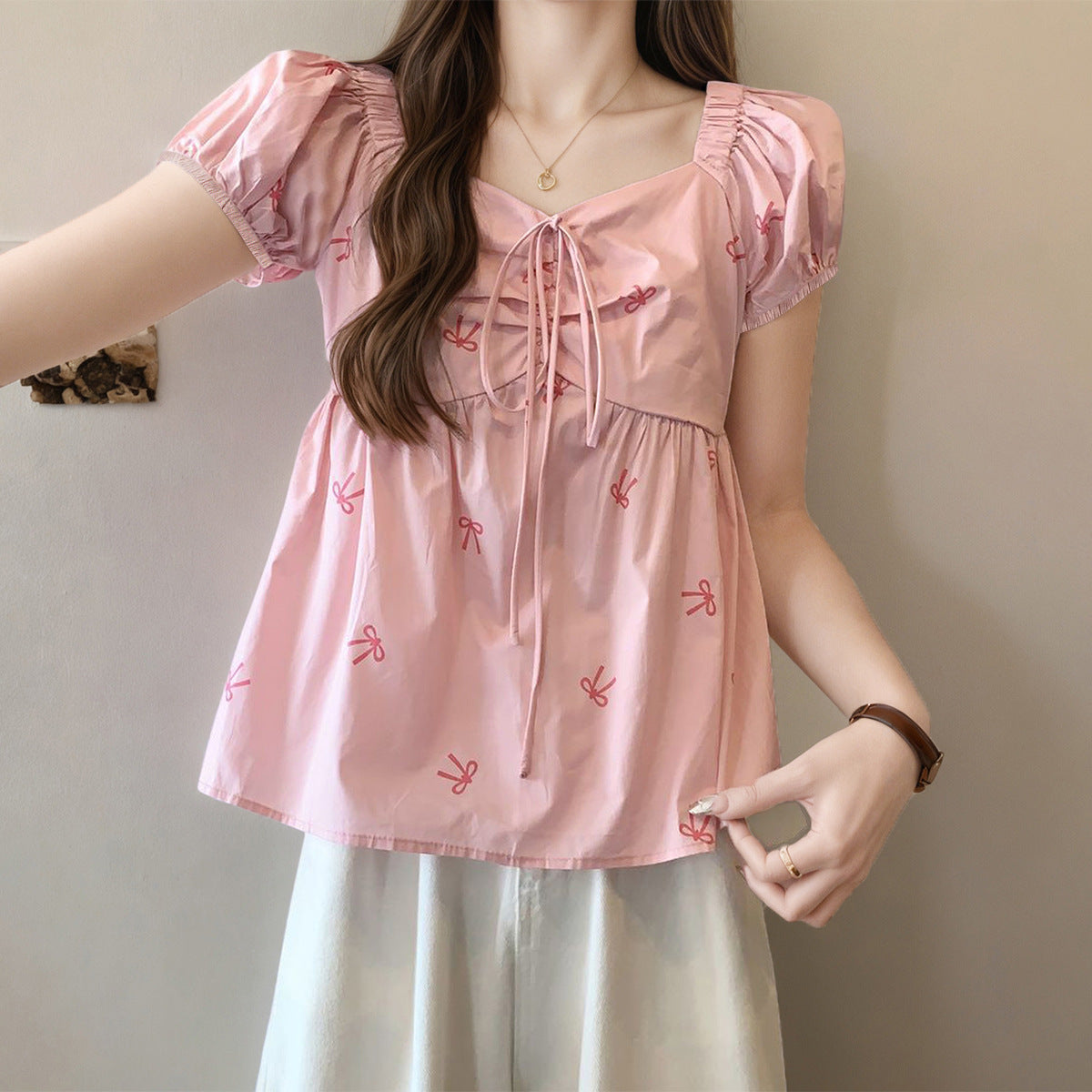 Damen lässiges Oberteil mit Puffärmeln und eleganten Rüschendetails Fudus