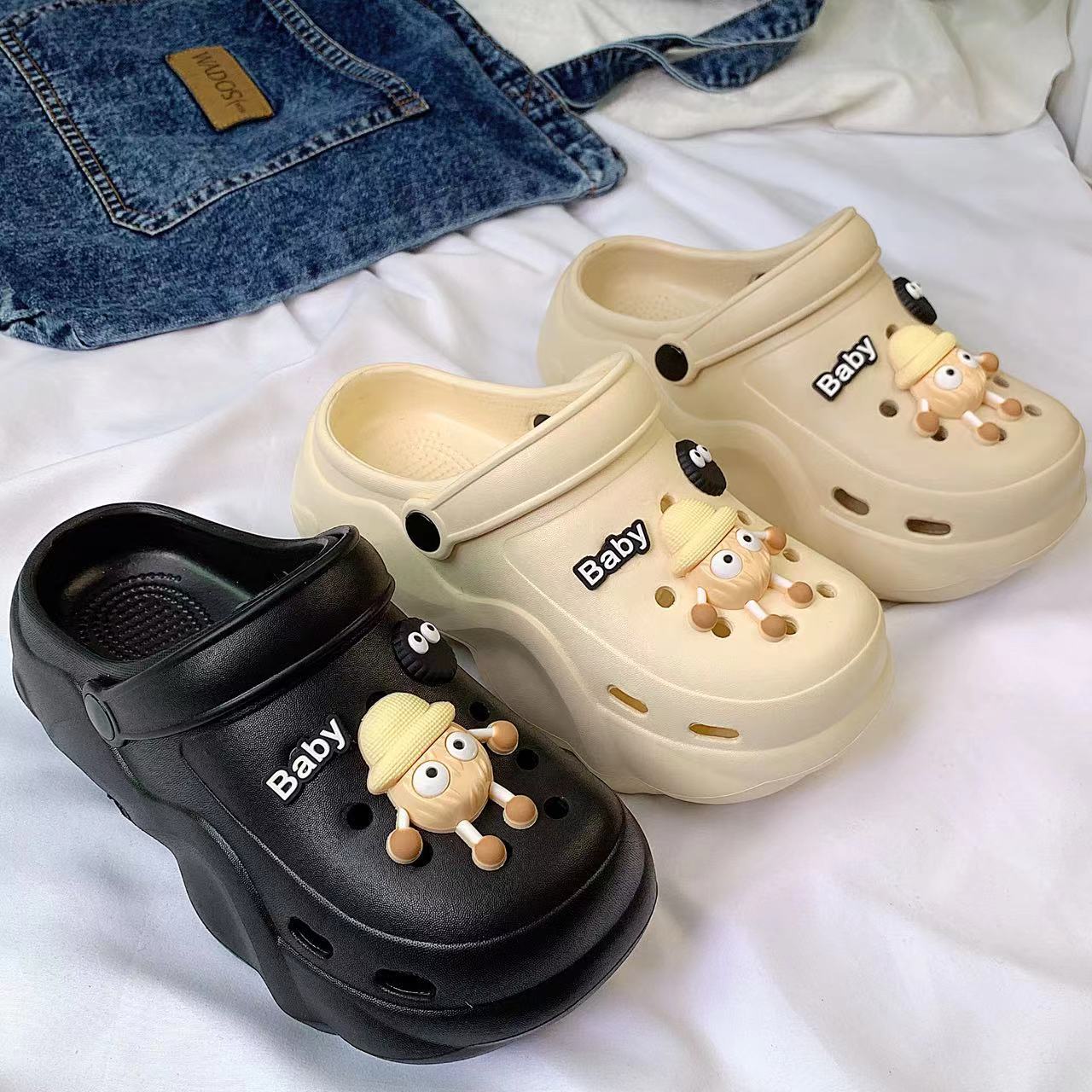 Damen Tiermotivierte Komfortclogs mit kreativen Accessoires Fudus