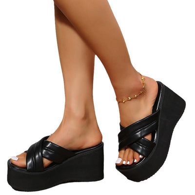 Damen Plattform-Pantoletten mit verstellbarem Riemen Fudus