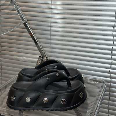 Damen Modische Clogs mit einzigartigen Metallakzenten Fudus