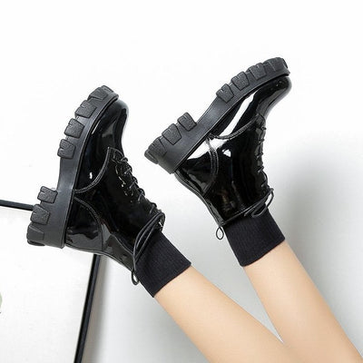 Damen Trendige Schnürstiefel mit robuster Gummisohle und modischem Design Fudus