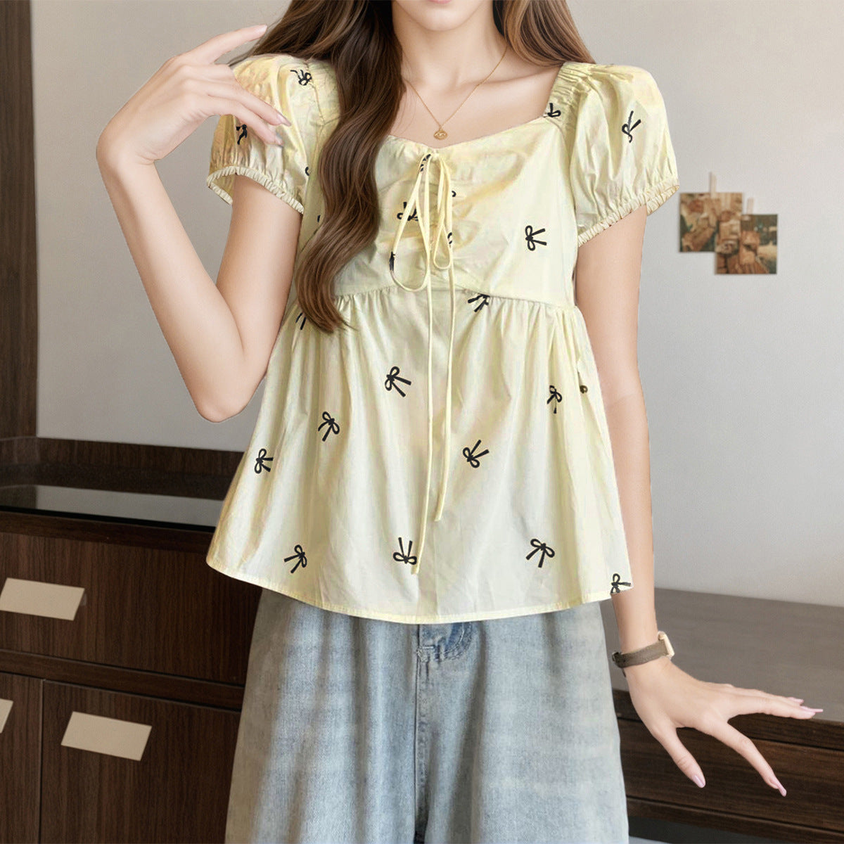 Damen lässiges Oberteil mit Puffärmeln und eleganten Rüschendetails Fudus