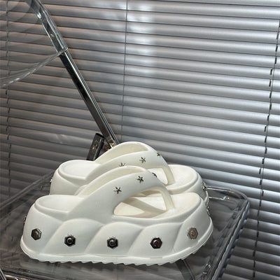 Damen Modische Clogs mit einzigartigen Metallakzenten Fudus