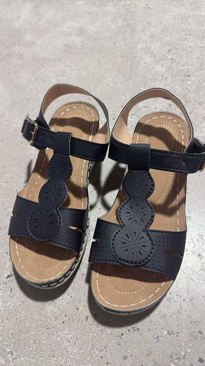 Damen Sommerliche Komfort-Sandalen mit elegantem Blumen-Design und anatomischem Fußbett Fudus