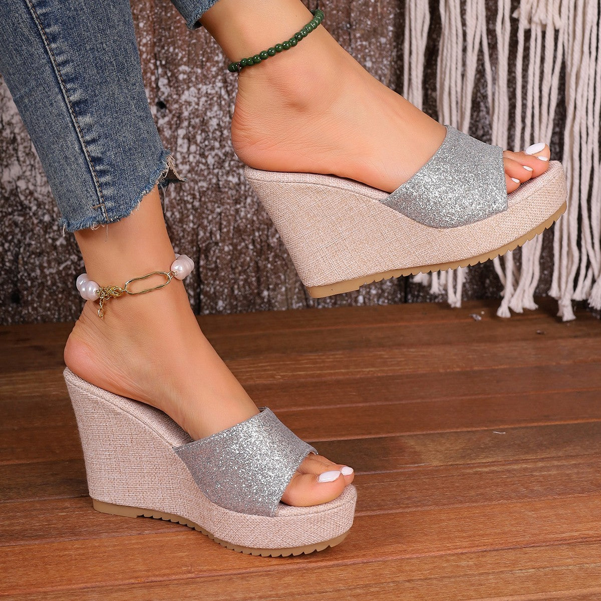 Damen modische Wedge-Pantoletten mit glitzerndem Obermaterial und rutschfester Sohle Fudus