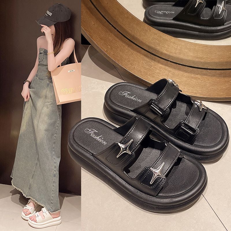 Damen Modische Plattform-Pantoletten mit verstellbaren Riemen und stylischen Sternenapplikationen Fudus