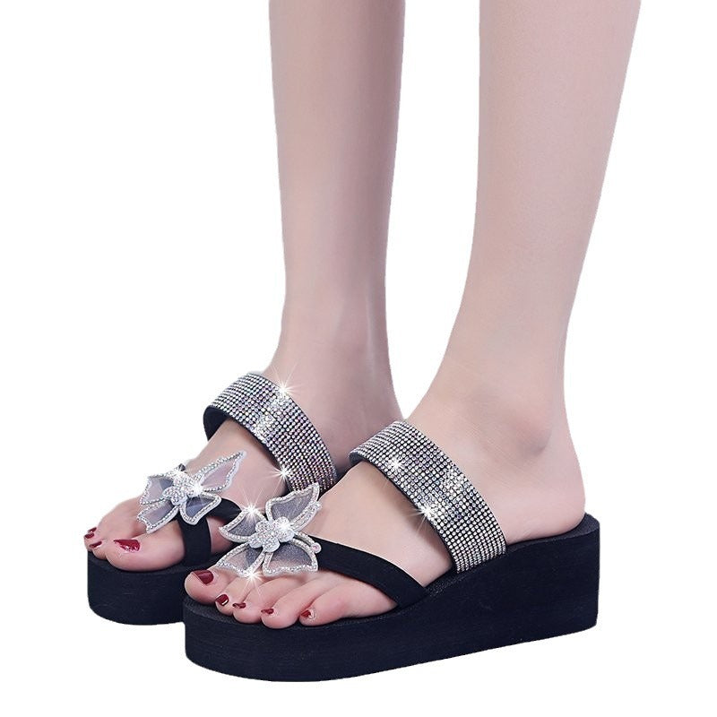 Damen Glamouröse Zehentrenner-Sandalen mit funkelnden Strassdetails und eleganten Schmetterlingsakzenten Fudus