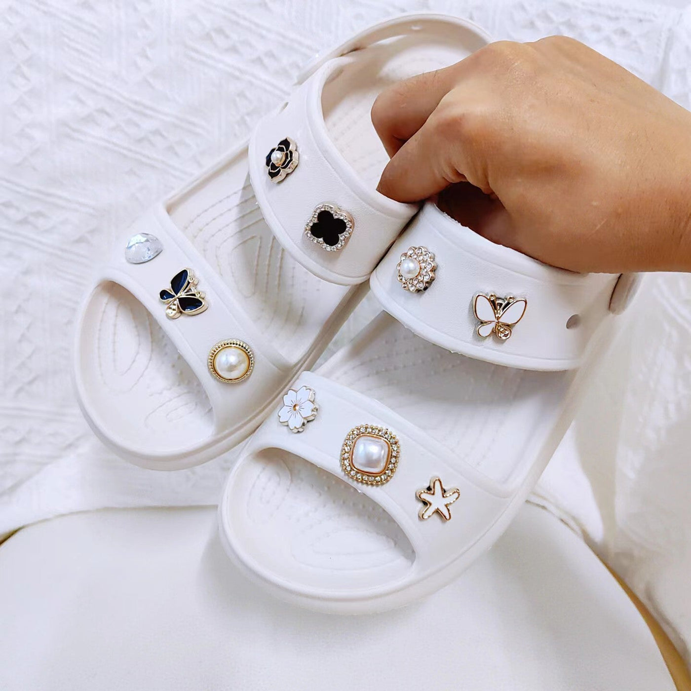 Damen Sandalen mit dekorativen Applikationen Fudus