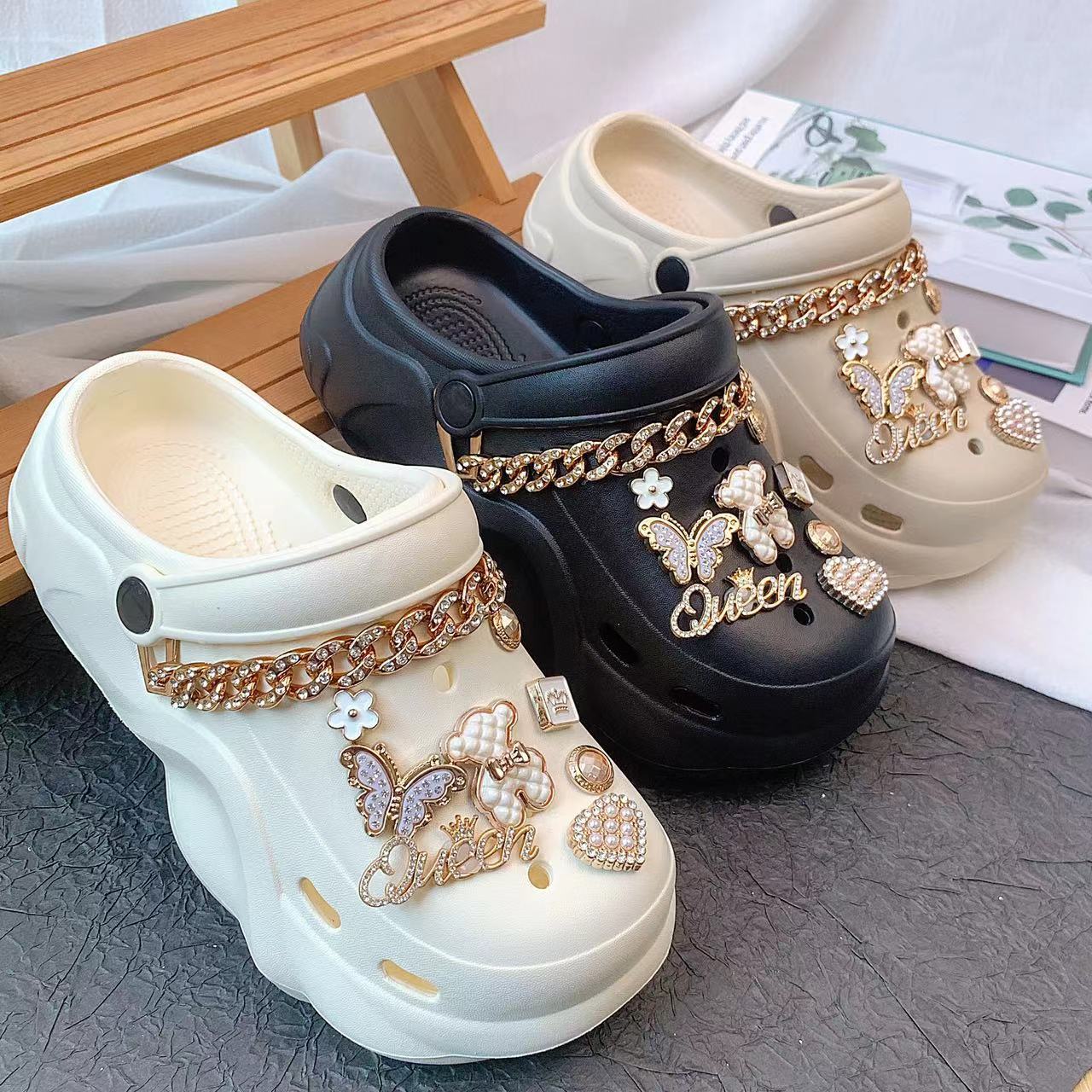 Damen Dekorative und luxuriöse Clogs mit funkelnden Applikationen Fudus