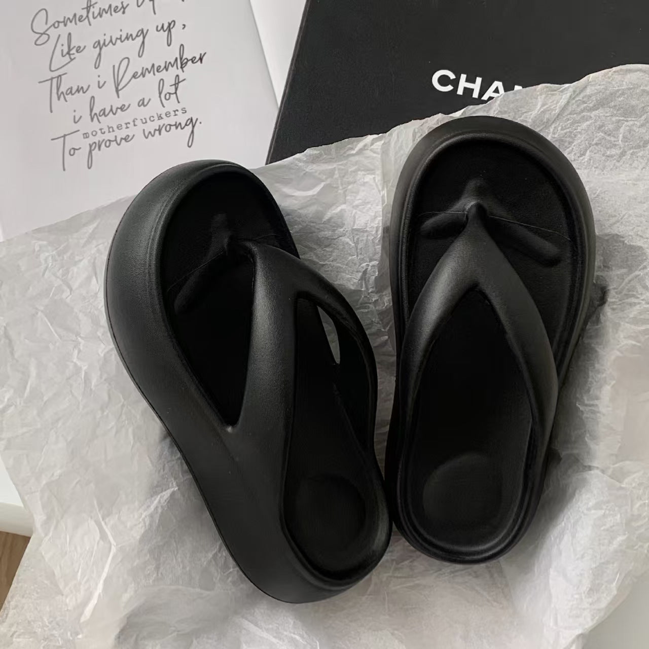 Damen Bequeme und stylische Flip-Flops Fudus