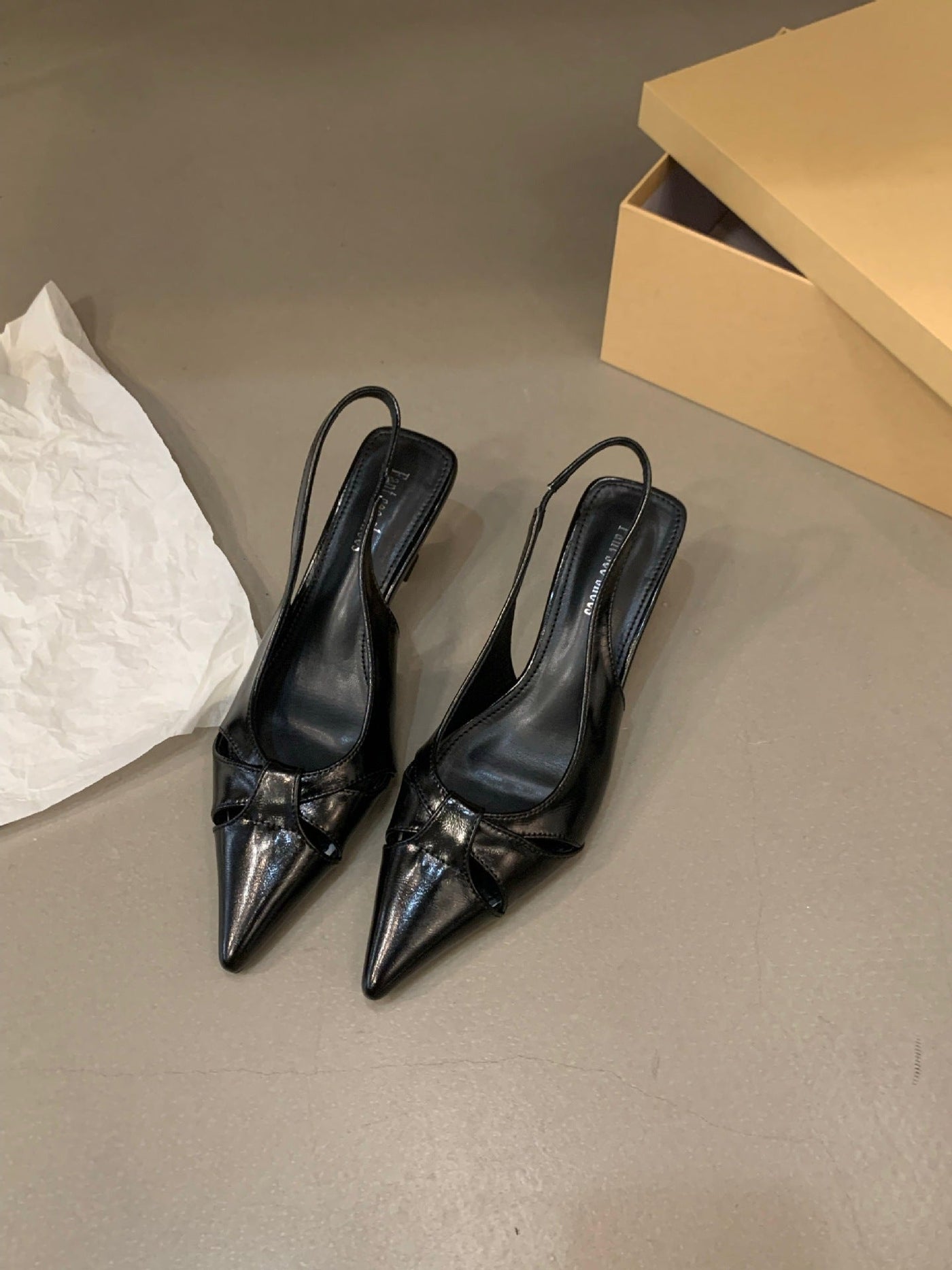 Damen Slingback-Pumps mit spitzem Zehenbereich und dekorativem Schleifen-Design Fudus