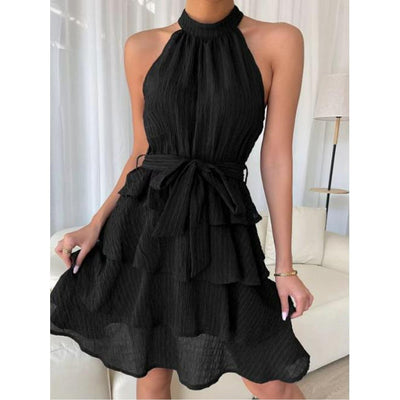 Engeltraud™ | Boho Minikleid mit Volants – Rückenfrei, Halterneck & Taillengürtel für Sommer & Festival