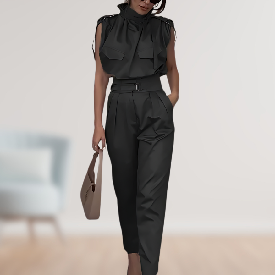 Ärmelloser Jumpsuit | Taillierter Schnitt | Elegante Raffinesse