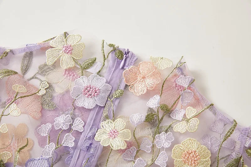 Chinny - Boho-Transparentes, besticktes Kleid