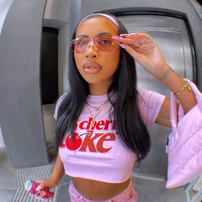 Rowena - Trendiges T-Shirt: Verspielt und angesagt