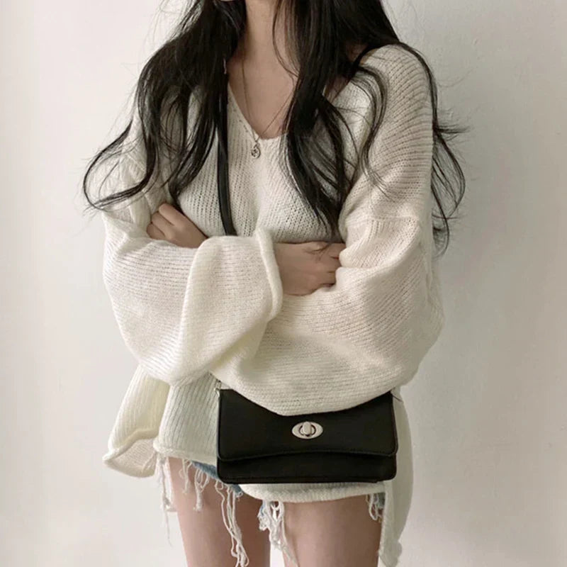 Lockerer Pullover mit V-Ausschnitt