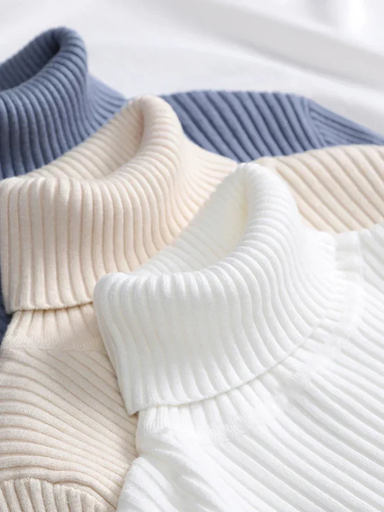 Gerippter Rollkragenpullover | Figurbetonter Schnitt | Zeitlose Eleganz