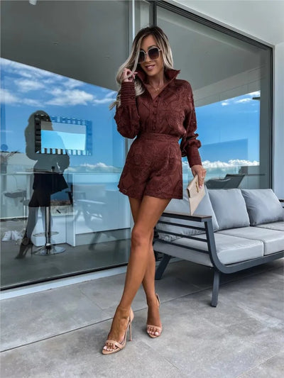 Zweiteiliges Set | Besticktes Oberteil & Shorts | Feminin & Elegant
