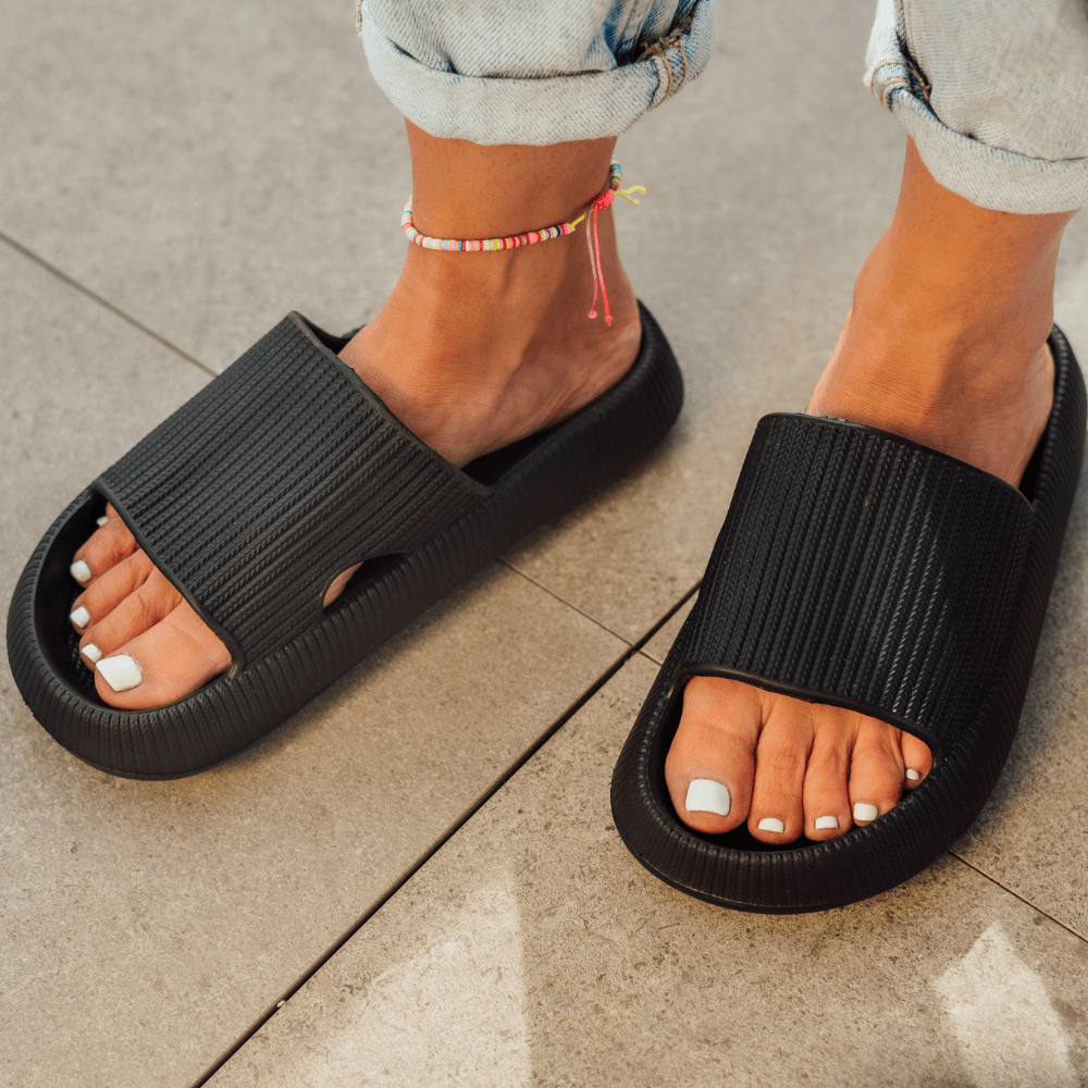 Slide-Sandale mit Strukturband | Extra-Sohle | Bequem & Modern