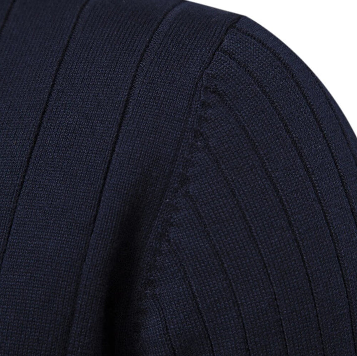 Zdenka | Einfacher und stilvoller Winterpullover