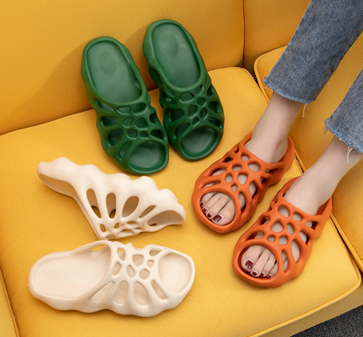 Katrina - Modische Plateau Pantoletten mit Cut-Outs und hohem Tragekomfort