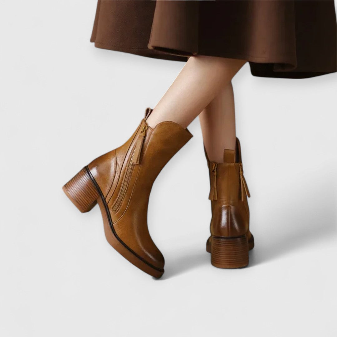 SERENE | Elegante Blockstiefeletten