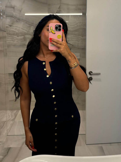 Strickkleid mit Knopfleiste | Ärmellos | Figurbetonte Silhouette