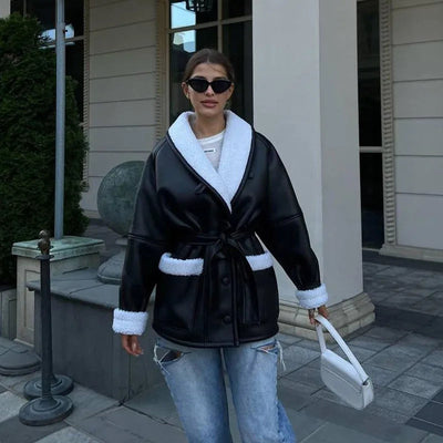 Johanna | Taillierte jacke mit Gürtel