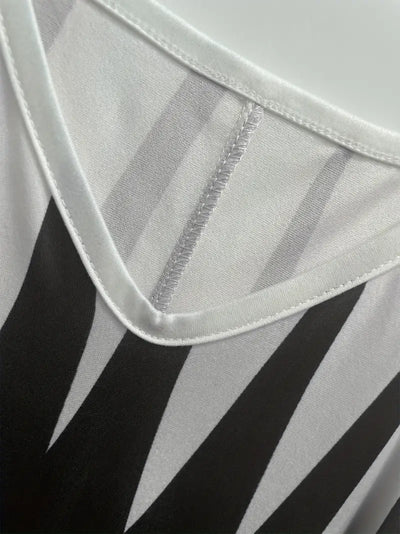 Jana - Fließendes Maxikleid mit Abstraktem Print